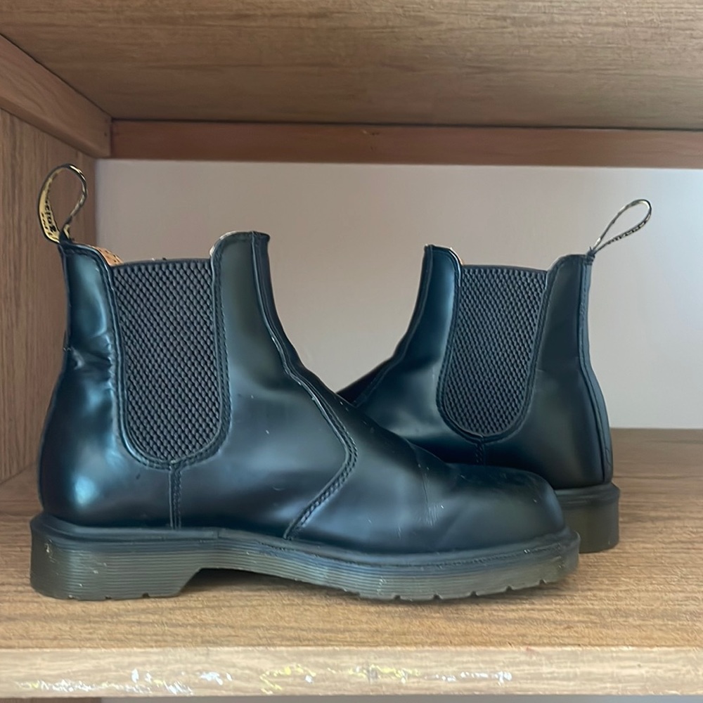 Dr Marten Chelsea Boots